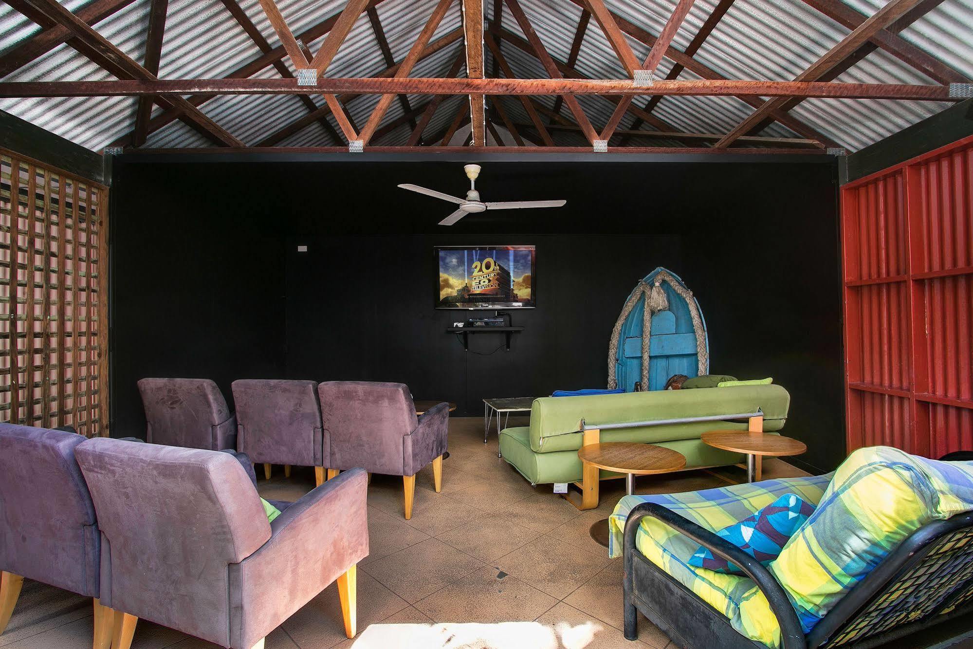 Coral Beach Lodge พอร์ตดักกลาส ภายนอก รูปภาพ